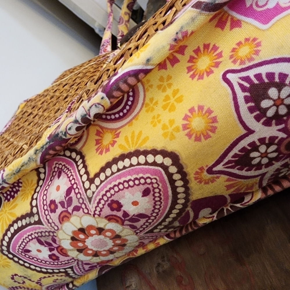 Vera Bradley Tiki Tote With Coconut Shell Clasp Shoulder Bag Pink Yellow Beach - Picture 7 of 12